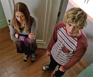 tate and violet standing