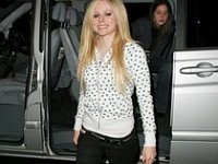 Avril Lavigne  Avril stepping out of a van.