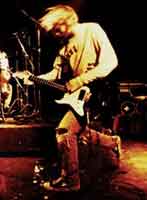 Kurt Cobain performing