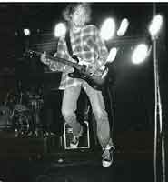 kurt cobain wearing converse