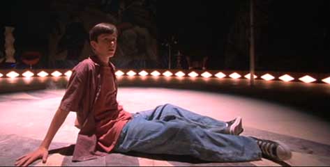 Dust Factory still 5
