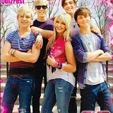 R5  Posed poster shot for QuizFest.