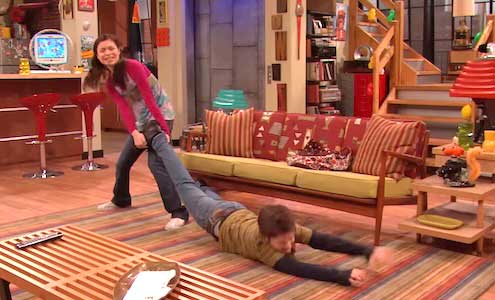 iCarly still 4